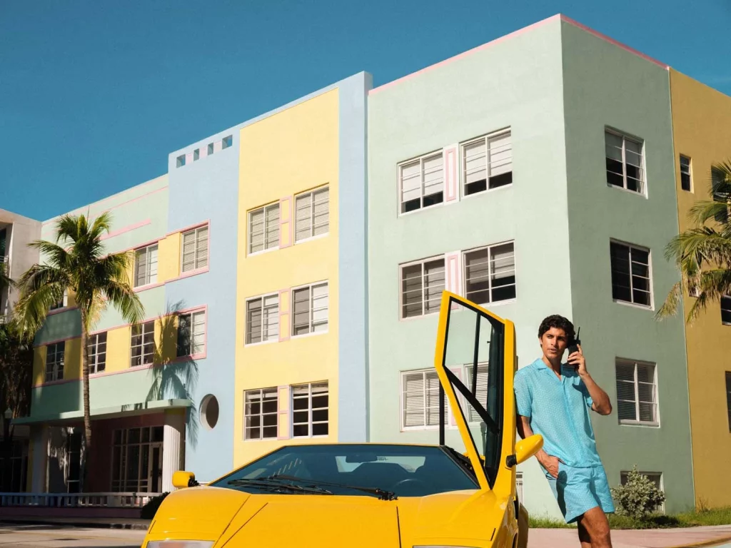 Lamborghini tiene la colección de ropa definitiva para ir a la playa el próximo verano 6 Motor16 Lamborghini Orlebar Brown5 Motor16