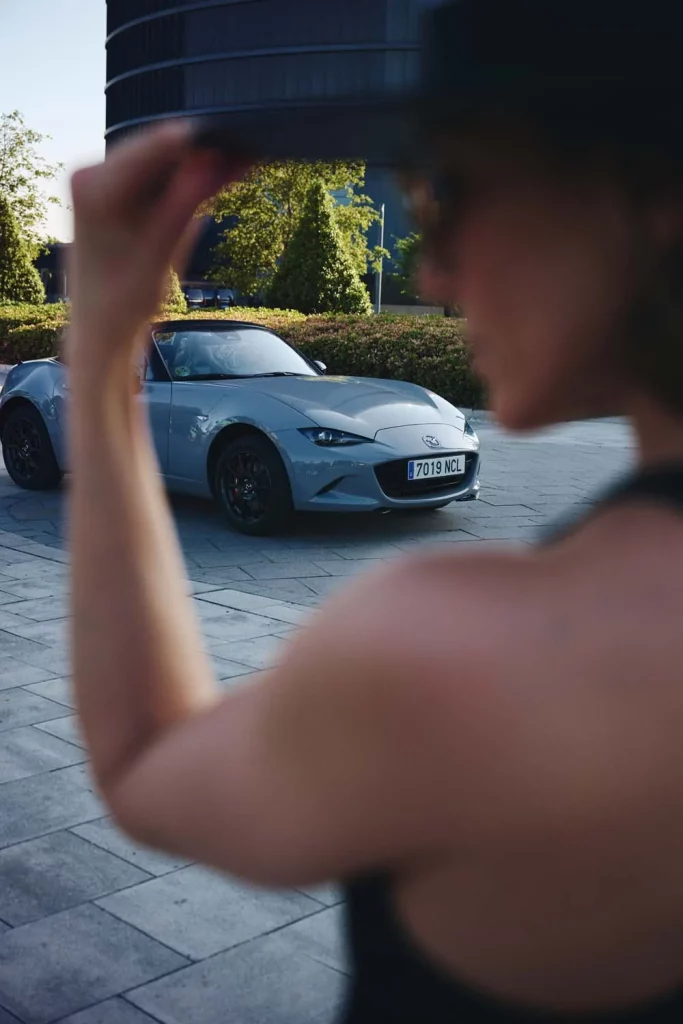 MAZDA MX 5 esgrimista Ines Escudero ESPANA16 Motor16