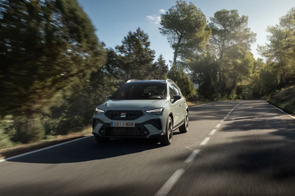 NEW SEAT ARONA STYLE 12 Motor16