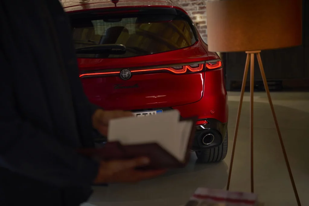 Alfa Romeo retoca el Tonale con un nuevo estilo que refuerza el ADN deportivo 22 Motor16 NUEVO ALFA ROMEO TONALE 19 Motor16