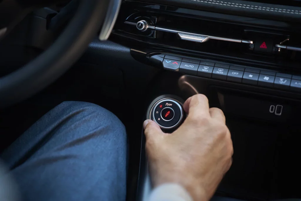 Alfa Romeo retoca el Tonale con un nuevo estilo que refuerza el ADN deportivo 9 Motor16 NUEVO ALFA ROMEO TONALE 6 Motor16