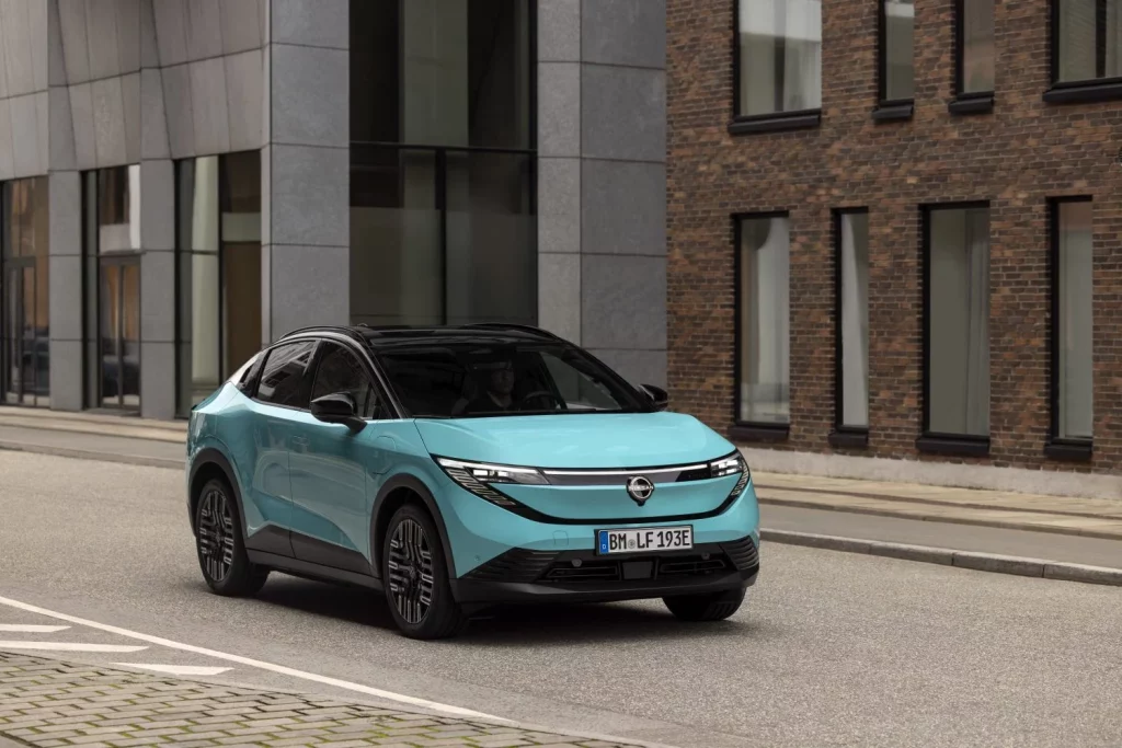 Al volante del Nissan Leaf 2026: El pionero sigue su propio camino 17 Motor16 Nissan Leaf 2026 12 Motor16