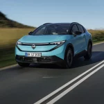 Al volante del Nissan Leaf 2026: El pionero sigue su propio camino
