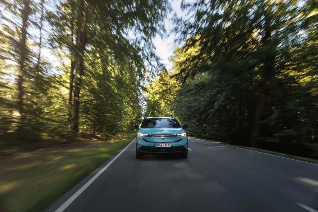 Al volante del Nissan Leaf 2026: El pionero sigue su propio camino 26 Motor16 Nissan Leaf 2026 22 Motor16