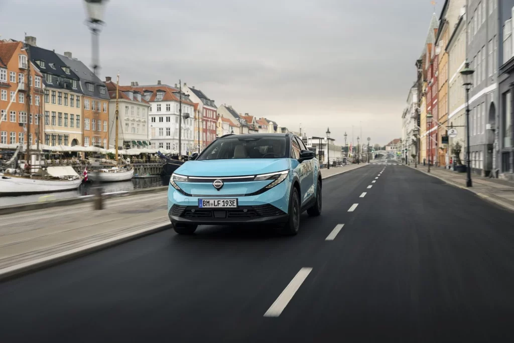 Al volante del Nissan Leaf 2026: El pionero sigue su propio camino 13 Motor16 Nissan Leaf 2026 7 Motor16