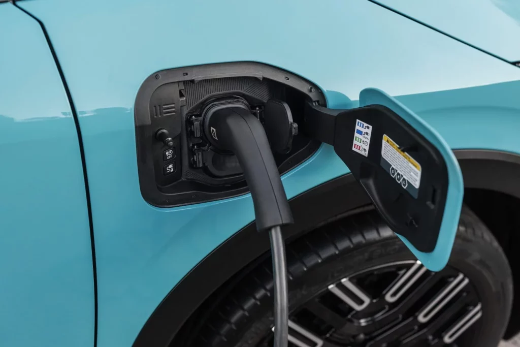 Al volante del Nissan Leaf 2026: El pionero sigue su propio camino 74 Motor16 Nissan Leaf 2026 78 Motor16
