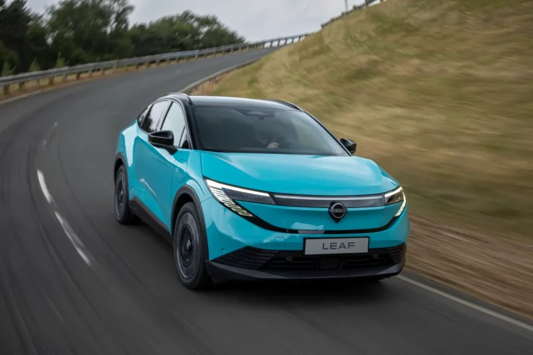 Así es el sistema de conducción autónoma Nivel 4 que convierte al Nissan Leaf en robotaxi en Tokio