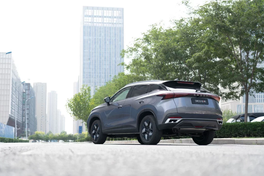 OMODA 5 hibrido precio 3 Motor16