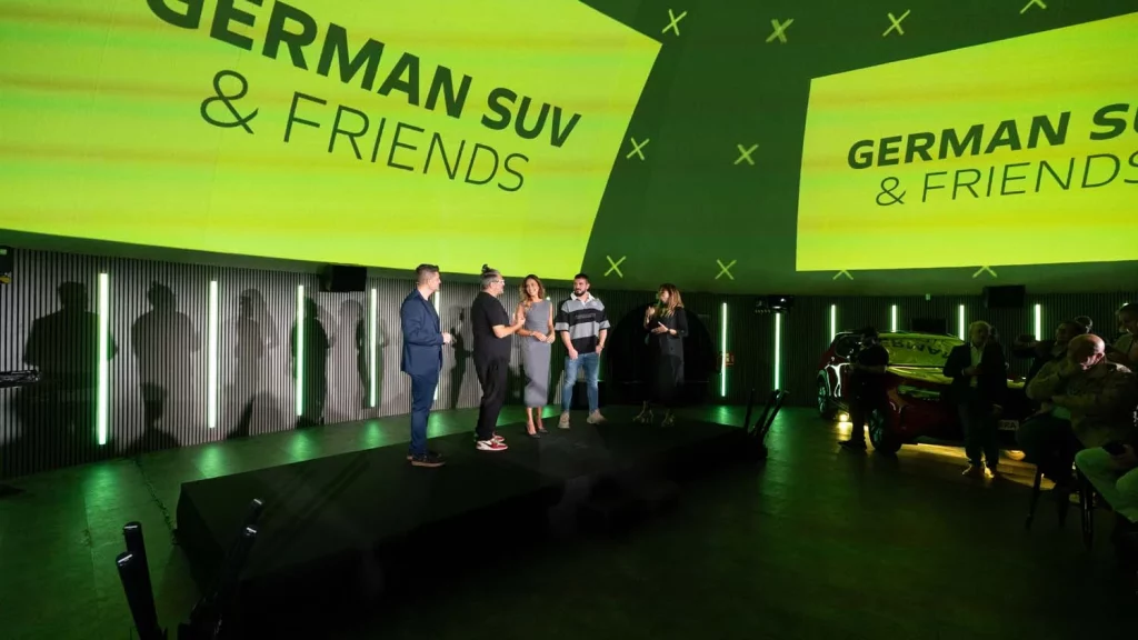 Lara Álvarez, 'enamorada' de tres SUV de Opel: sigue la historia en la miniserie 'German SUV & Friends' 19 Motor16 OPEL German SUV Friends MINISERIE17 Motor16