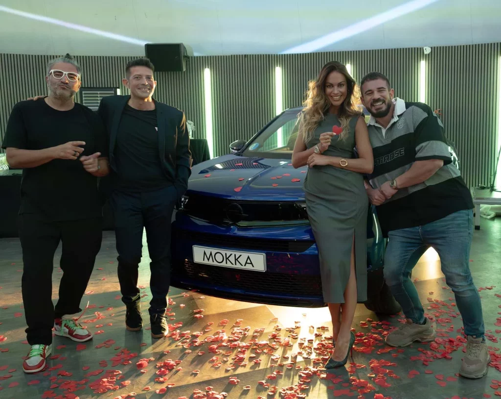 Lara Álvarez, 'enamorada' de tres SUV de Opel: sigue la historia en la miniserie 'German SUV & Friends' 8 Motor16 OPEL German SUV Friends MINISERIE5 Motor16