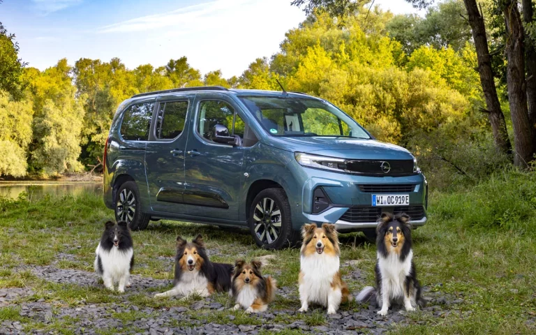 Opel Combo Electric, un aliado silencioso de las familias… y sus perros