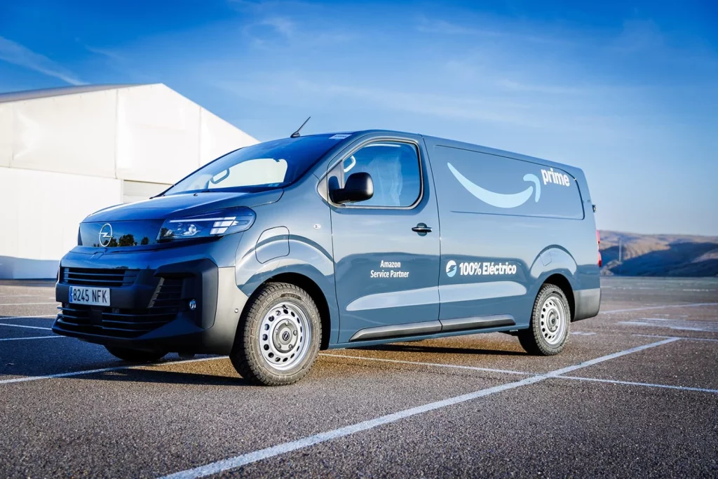 OpelVivaro e Amazon Motor16