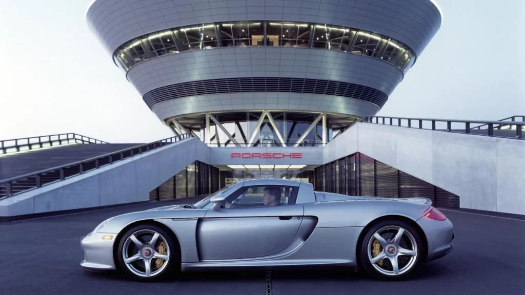 Porsche Carrera GT 43 Motor16
