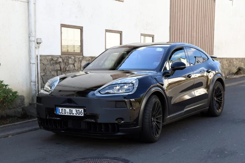 Habrá un Porsche Cayenne Turbo GT... eléctrico 3 Motor16 Porsche Cayenne Turbo GT 1 Motor16