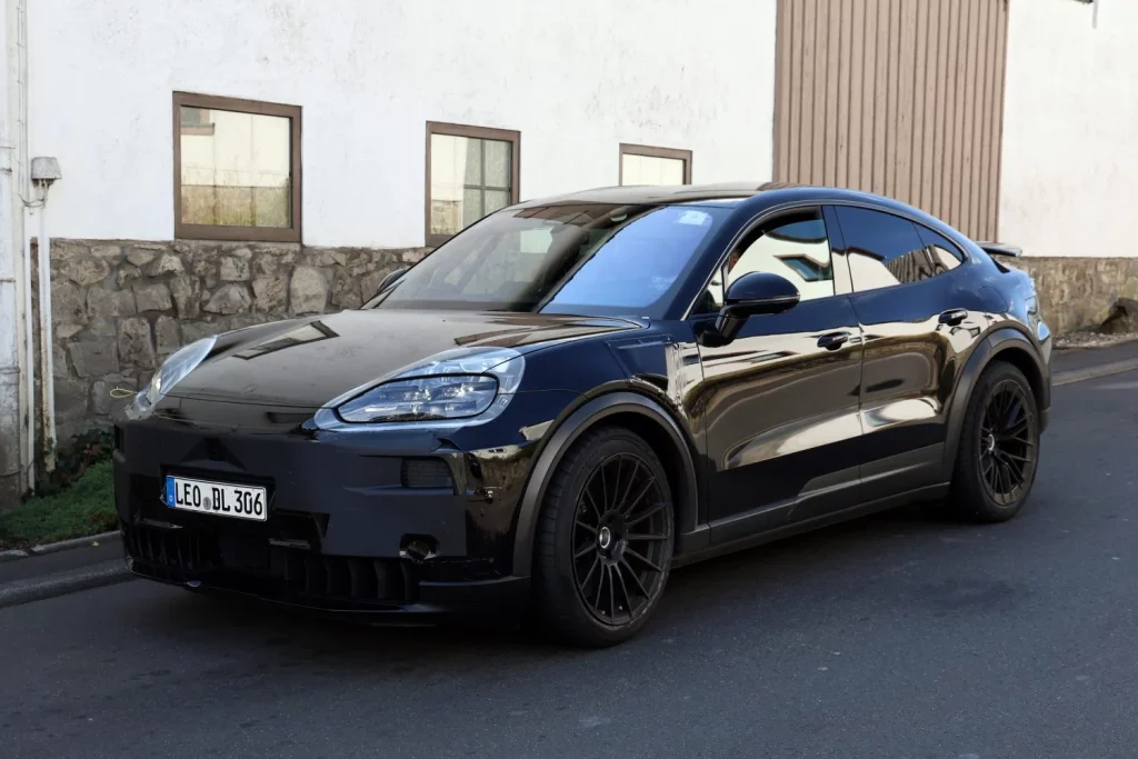 Habrá un Porsche Cayenne Turbo GT... eléctrico 6 Motor16 Porsche Cayenne Turbo GT 4 Motor16