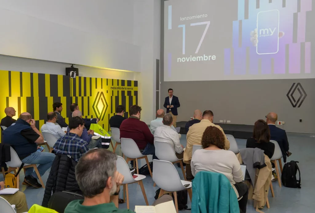 Así es el nuevo programa de fidelización que Renault ofrece a sus clientes 4 Motor16 Renault CDE Torres de la Alameda 4 Motor16