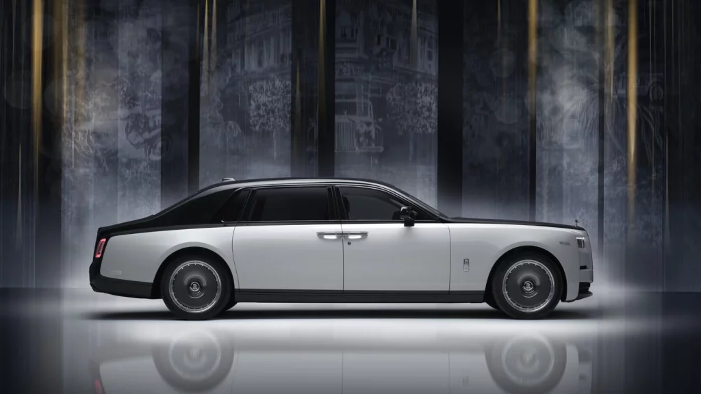 Un siglo de lujo rodante: Rolls-Royce celebra el centenario del Phantom con una edición extraordinaria 1 Motor16 Rolls Royce Phantom Centenary 2 Motor16