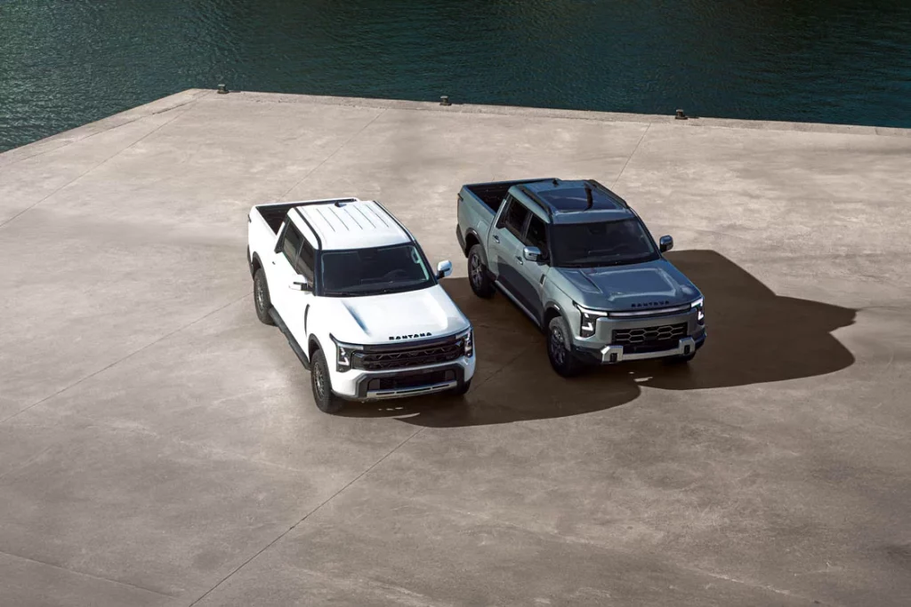 Así son los nuevos pick-up Santana 400 PHEV y 400D con los que la marca regresa a la actividad 6 Motor16 Santana Motors 400 PHEV y D 3 Motor16