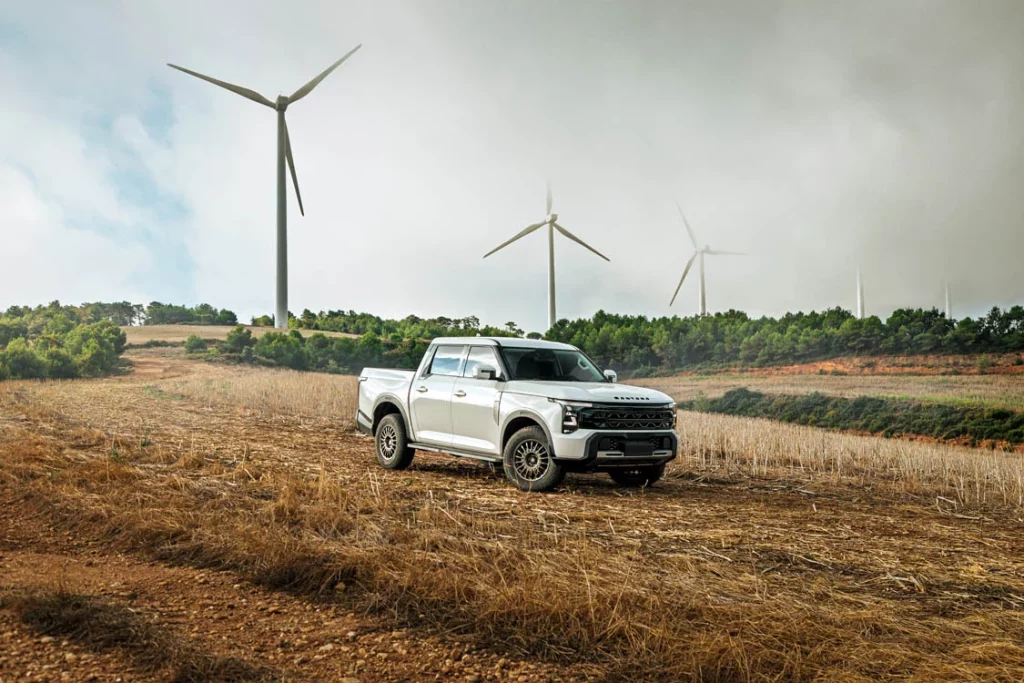 Así son los nuevos pick-up Santana 400 PHEV y 400D con los que la marca regresa a la actividad 7 Motor16 Santana Motors 400 PHEV y D 4 Motor16