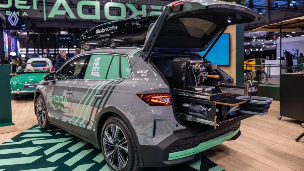 Skoda coffee car elroq enyaq10 Motor16