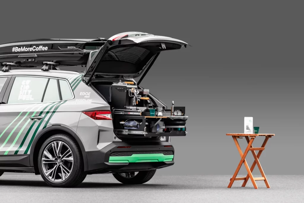 Skoda coffee car elroq enyaq5 Motor16