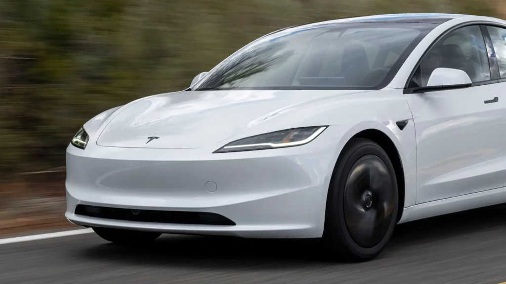 TESLA MODEL 3 STANDARD 15 Motor16