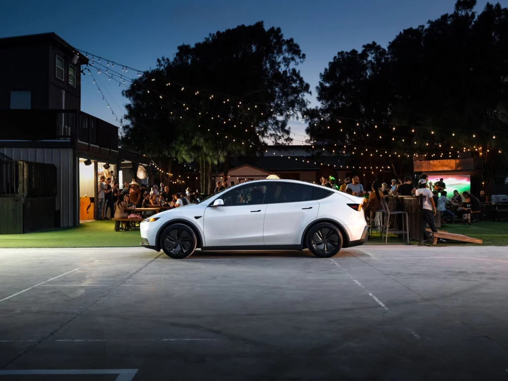 Tesla Model Y Standard: la versión más barata y el misterio de su techo de cristal 15 Motor16 TESLA MODEL Y STANDARD 11 Motor16