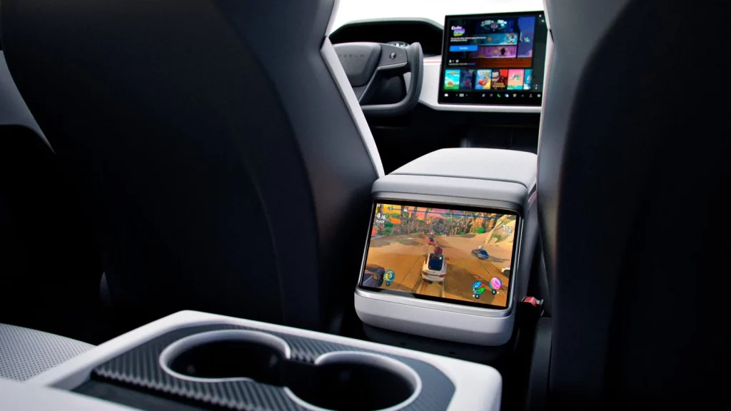 Pues no, el Tesla Model S no estaba muerto en Europa... 22 Motor16 Tesla Model S 2026 20 Motor16