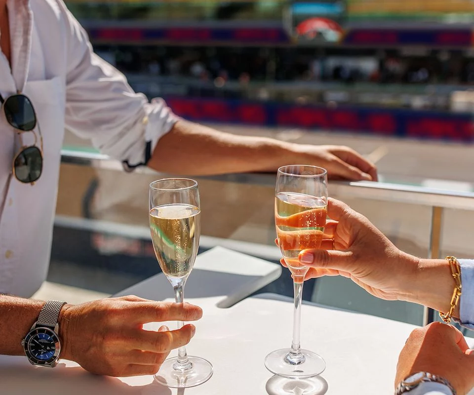 The Boxes Race Viewing Point Table Official Hospitality Madring edit Motor16