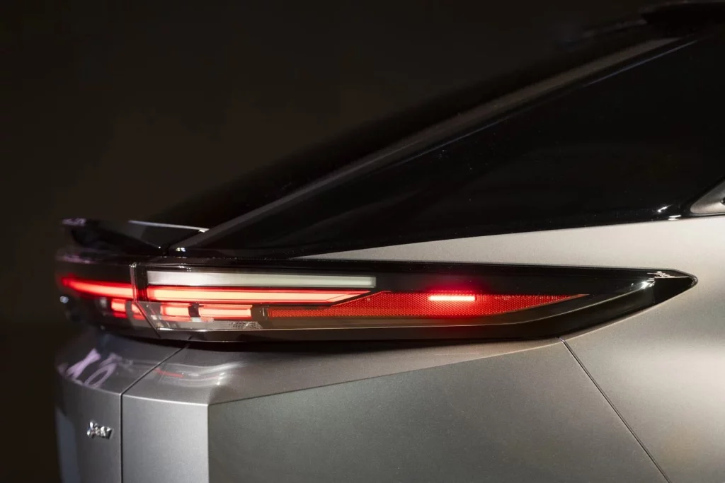 Primer contacto con el Toyota C-HR+ eléctrico. En el momento adecuado y con el precio justo 17 Motor16 Toyota C HR 2026 12 Motor16