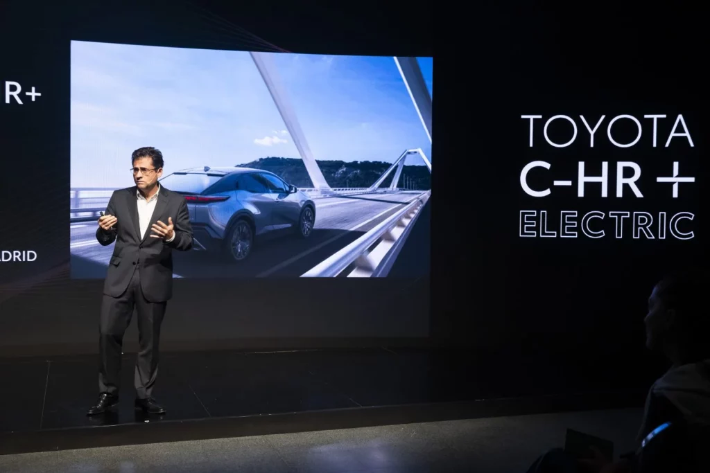 Primer contacto con el Toyota C-HR+ eléctrico. En el momento adecuado y con el precio justo 9 Motor16 Toyota C HR 2026 3 Motor16