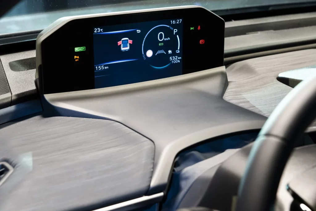 Primer contacto con el Toyota C-HR+ eléctrico. En el momento adecuado y con el precio justo 37 Motor16 Toyota C HR 2026 33 Motor16