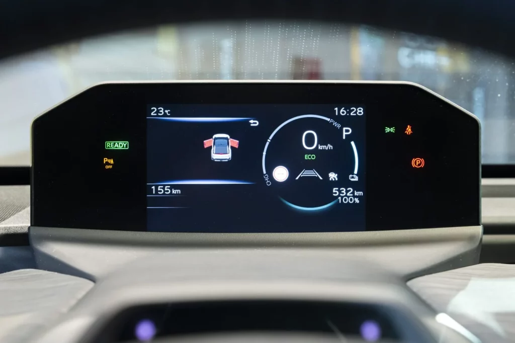 Primer contacto con el Toyota C-HR+ eléctrico. En el momento adecuado y con el precio justo 38 Motor16 Toyota C HR 2026 34 Motor16