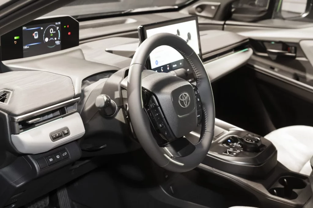 Primer contacto con el Toyota C-HR+ eléctrico. En el momento adecuado y con el precio justo 35 Motor16 Toyota C HR 2026 36 Motor16