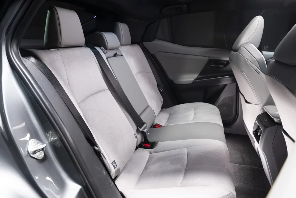 Primer contacto con el Toyota C-HR+ eléctrico. En el momento adecuado y con el precio justo 40 Motor16 Toyota C HR 2026 37 Motor16