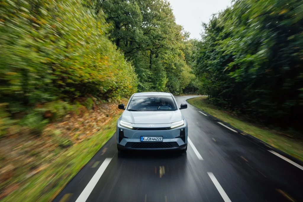 Primer contacto con el Toyota C-HR+ eléctrico. En el momento adecuado y con el precio justo 48 Motor16 Toyota C HR 2026 43 Motor16