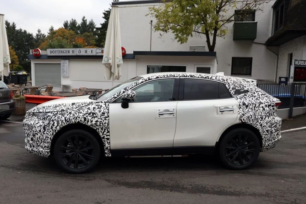 Toyota Harrier Lexus NX 2026 (9)