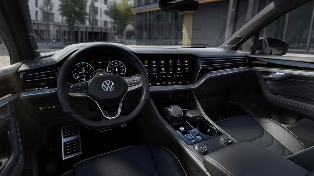 El adiós de una leyenda: Volkswagen despide al Touareg con una edición limitada que cierra 23 años de historia 19 Motor16 VOLKSWAGEN TOUAREG FINAL EDITION 11 Motor16