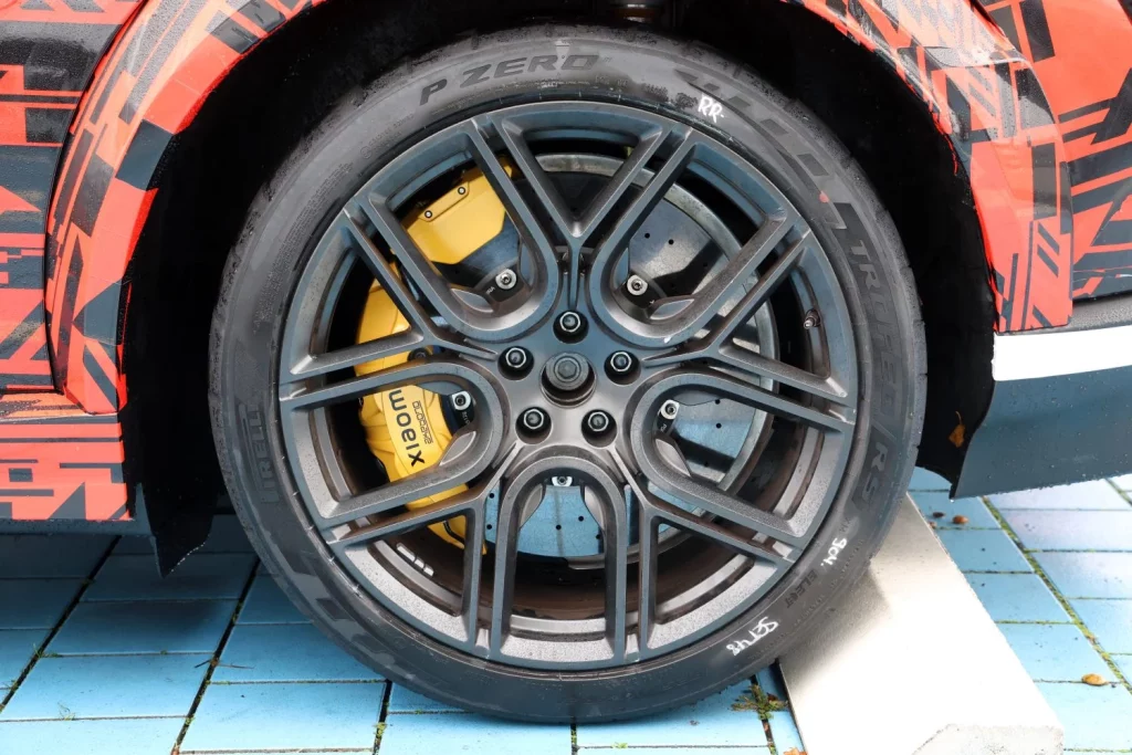 Xiaomi pone a punto el YU7 GT, que podría llegar a 1.000 CV 18 Motor16 Xiaomi YU7 GT 16 Motor16