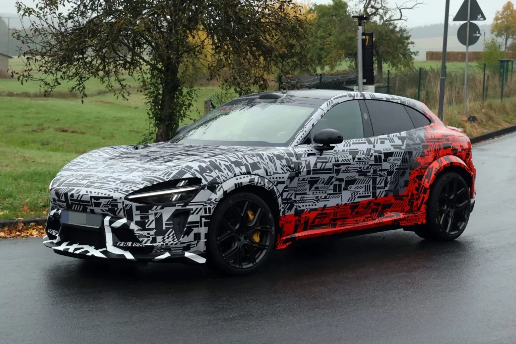 Xiaomi pone a punto el YU7 GT, que podría llegar a 1.000 CV 7 Motor16 Xiaomi YU7 GT 5 Motor16