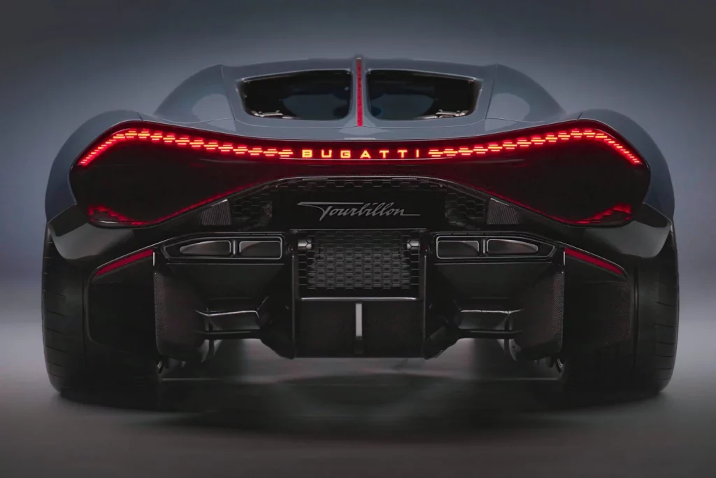El Bugatti Tourbillon oculta sus armas con algunos trucos de diseño 5 Motor16 El Bugatti Tourbillon oculta sus armas con algunos trucos de diseño