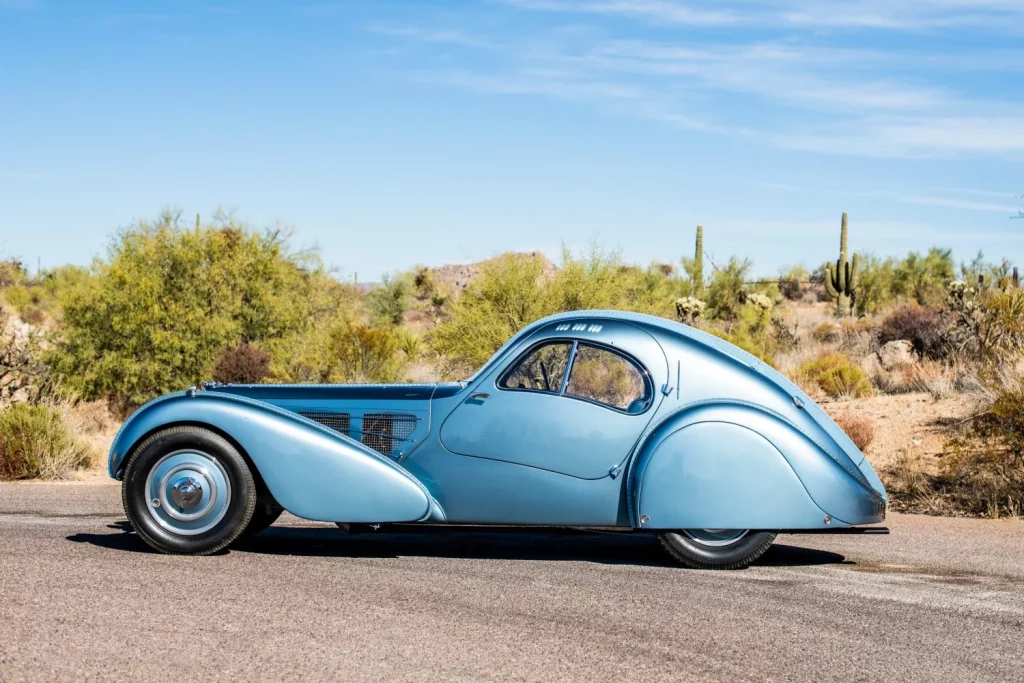 El Bugatti Tourbillon oculta sus armas con algunos trucos de diseño 1 Motor16 El Bugatti Tourbillon oculta sus armas con algunos trucos de diseño