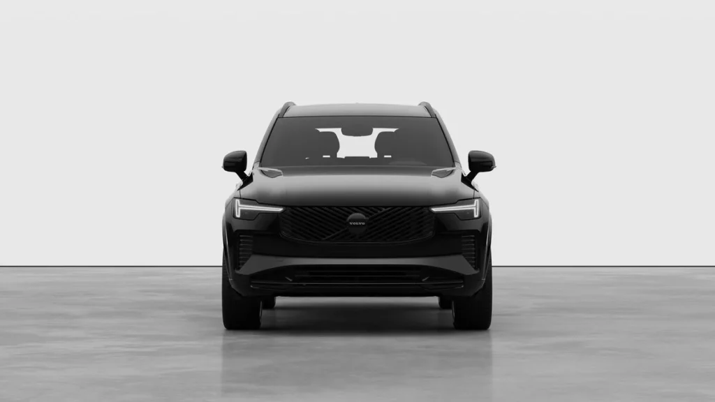 El sensacional Volvo XC90 saca su lado más siniestro desde 88.607 euros 9 Motor16 exterior studio front ADED7780B5DA8F8AB13A71FA19AC8B72645DFFC7 Motor16