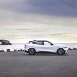 El Ford Mustang Mach-E GT California Special reescribe los años 60 con tecnología eléctrica