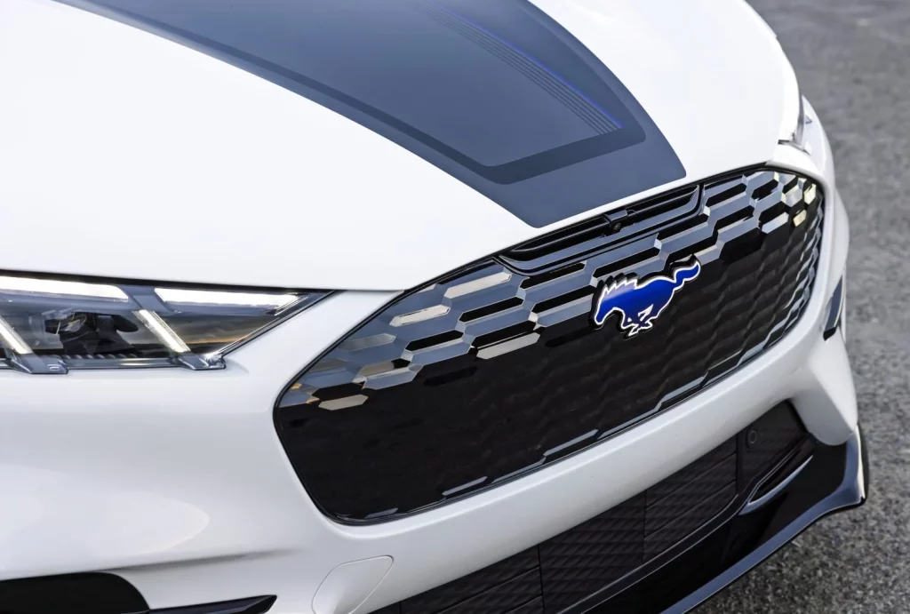 El Ford Mustang Mach-E GT California Special reescribe los años 60 con tecnología eléctrica 18 Motor16 ford Mustang Mach E GT California Special 15 Motor16