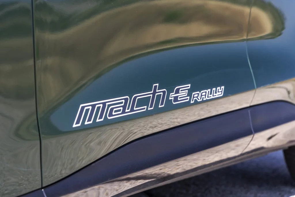 Prueba del Ford Mustang Mach-E Rally: ¡Tierra a la vista! 7 Motor16 Prueba del Ford Mustang Mach-E Rally: ¡Tierra a la vista!