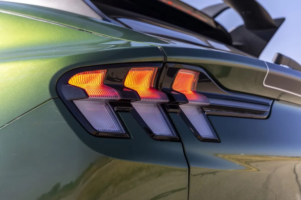 Prueba del Ford Mustang Mach-E Rally: ¡Tierra a la vista! 6 Motor16 Prueba del Ford Mustang Mach-E Rally: ¡Tierra a la vista!