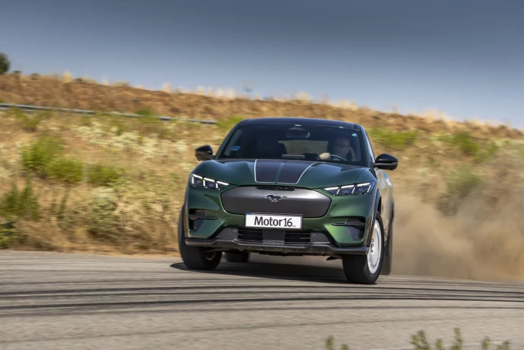 Prueba del Ford Mustang Mach-E Rally: ¡Tierra a la vista! 2 Motor16 ford mustang mach e rally 28 Motor16