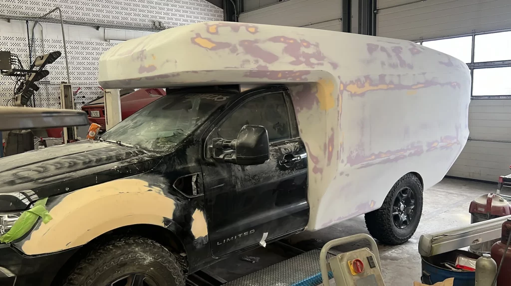 El Ford Ranger se convierte en un camper todoterreno nada convencional