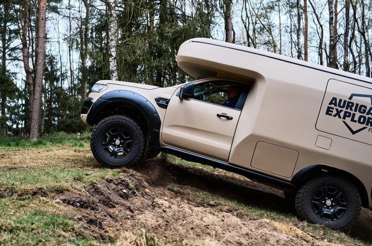 El Ford Ranger se convierte en un camper todoterreno nada convencional